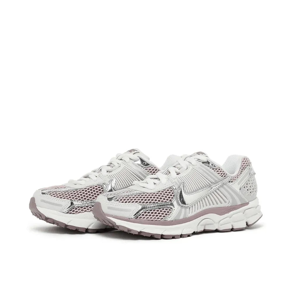 Nike Silver Zoom Vomero 5 Metallic Platinum Violet Sneakers