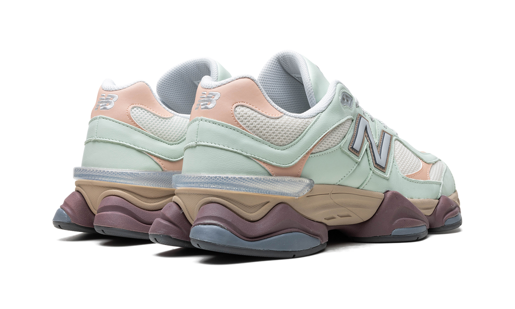 New Balance 9060 Clay Ash Sneakers