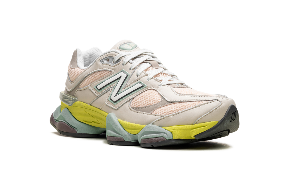 New Balance 9060 Moonbeam Sneakers