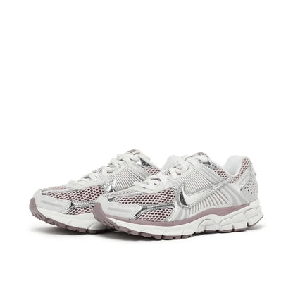 Nike Silver Zoom Vomero 5 Metallic Platinum Violet Sneakers