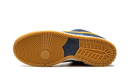 Nike Dunk SB Barcelona Sneakers