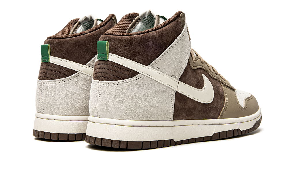Nike Dunk High Light Chocolate Sneakers