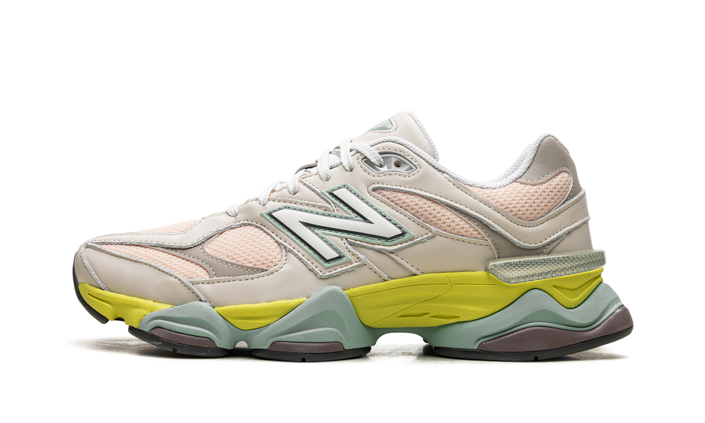 New Balance 9060 Moonbeam Sneakers