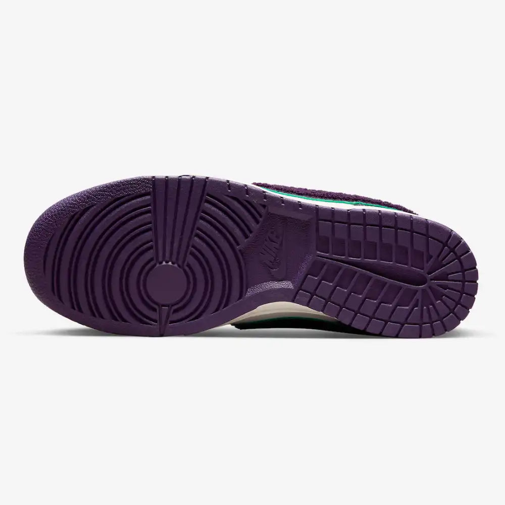 Nike Dunk Low Purple Chenille Swoosh Sail Grand Sneakers
