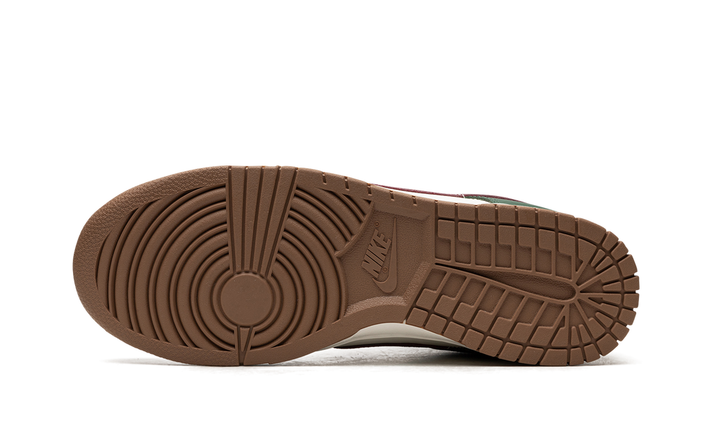 Nike Dunk Low Green Gorge Sneakers
