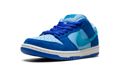 Nike Dunk Low Blue SB Raspberry Sneakers
