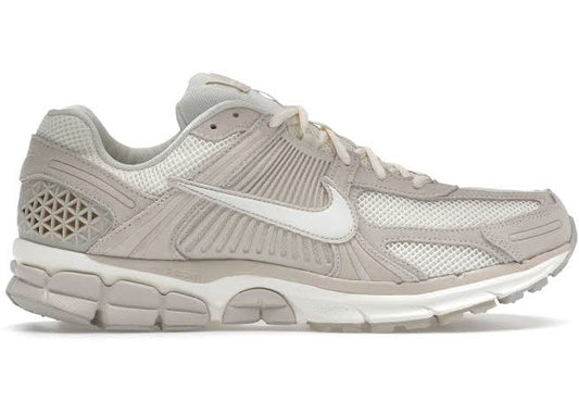 Nike Brown Vomero 5 Light Orewood Sneakers