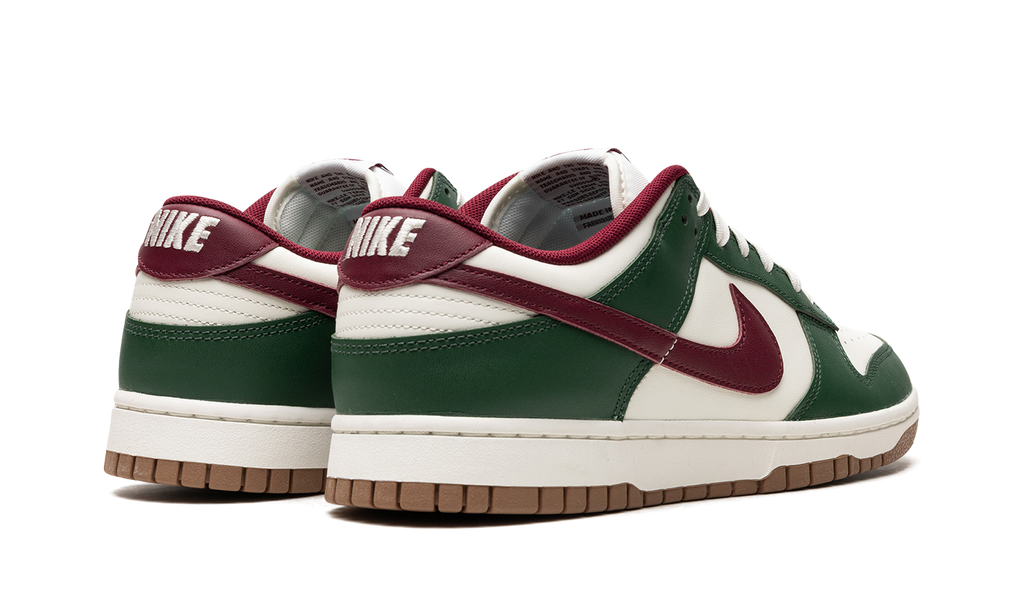 Nike Dunk Low Green Gorge Sneakers
