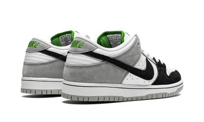 Nike Dunk Low SB Chlorophyll Sneakers