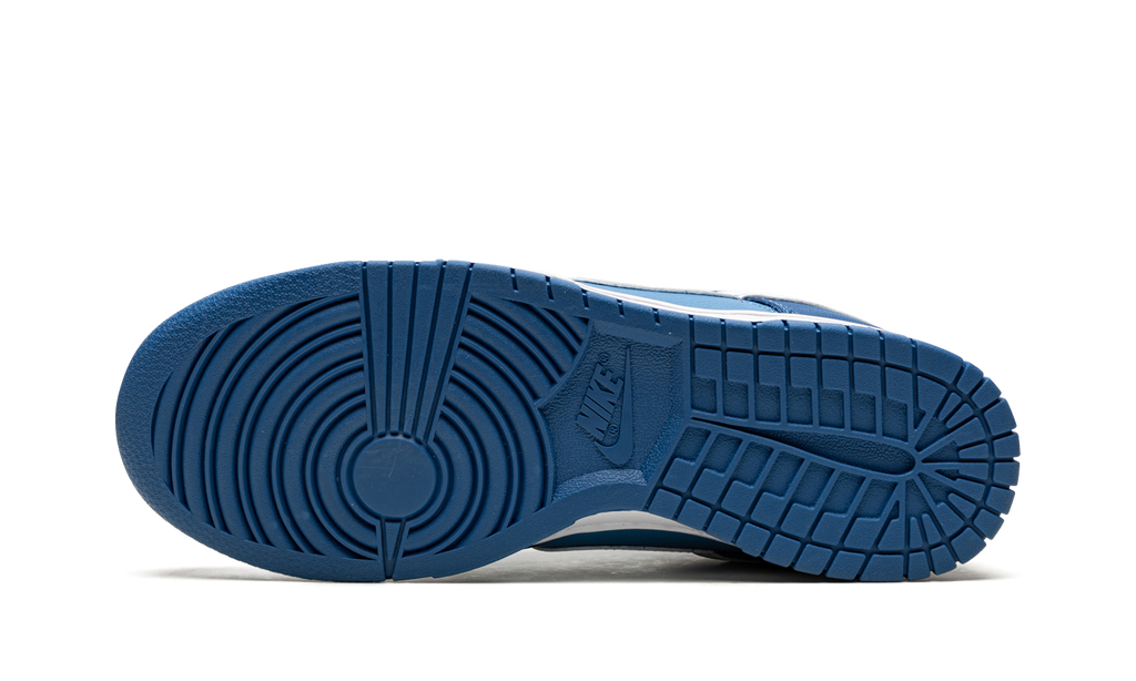 Nike Dunk Low Blue Dark Marina Sneakers