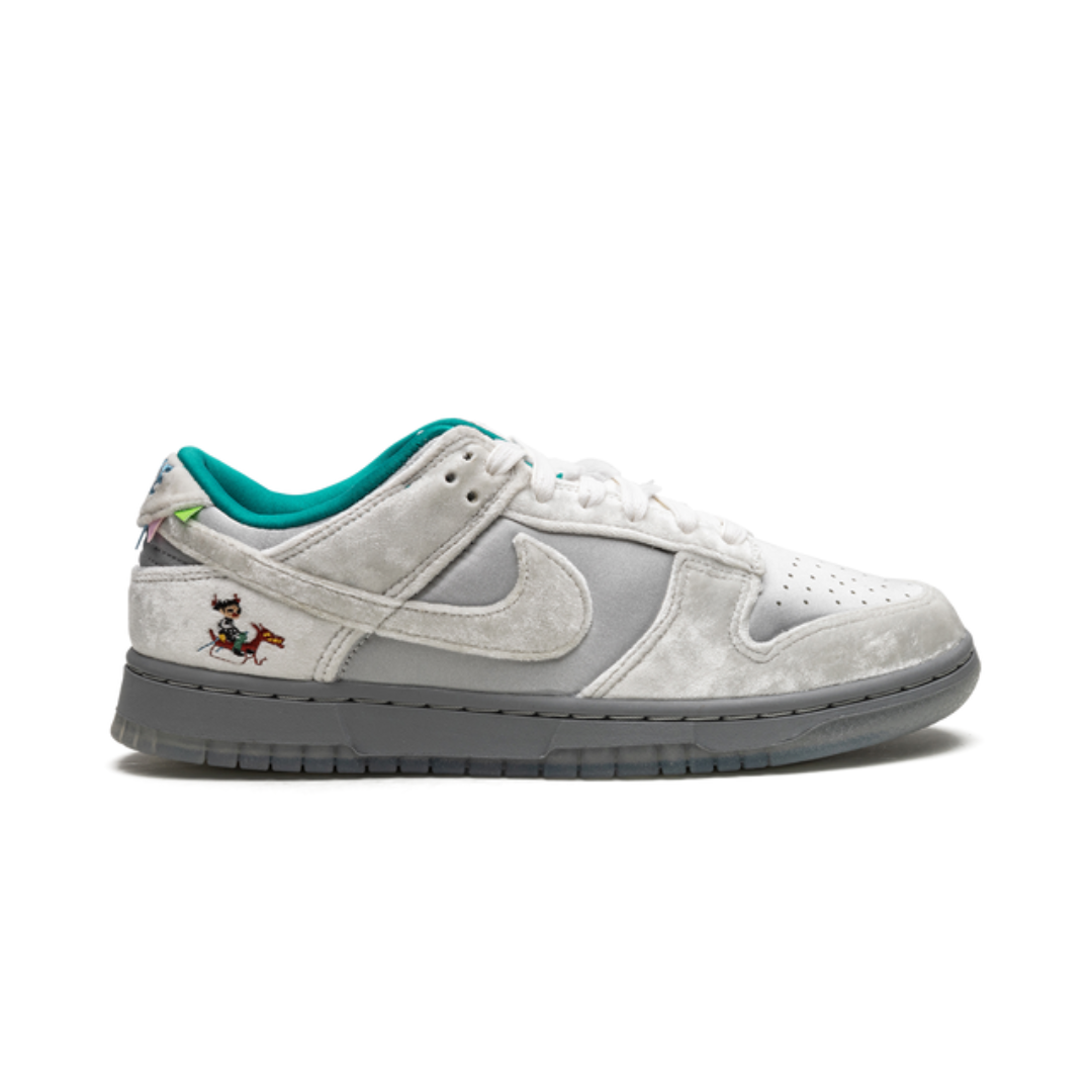 Nike Dunk Low Ice Sneakers
