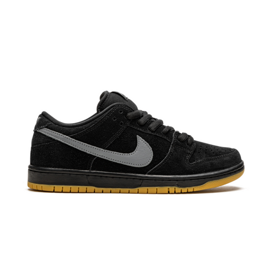 Nike Dunk Low SB Fog Sneakers