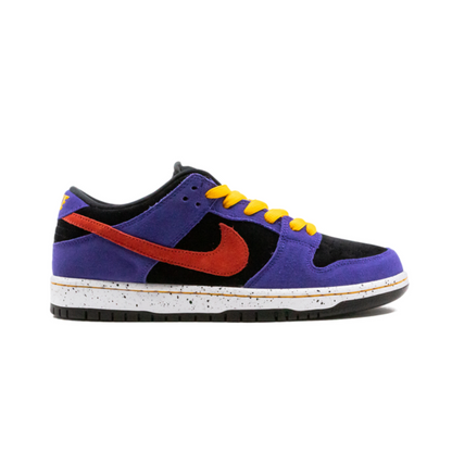 Nike Dunk Low SB ACG Terra Sneakers
