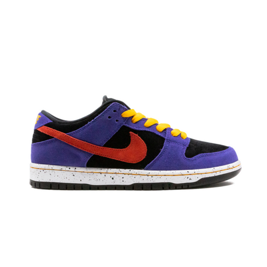 Nike Dunk Low SB ACG Terra Sneakers