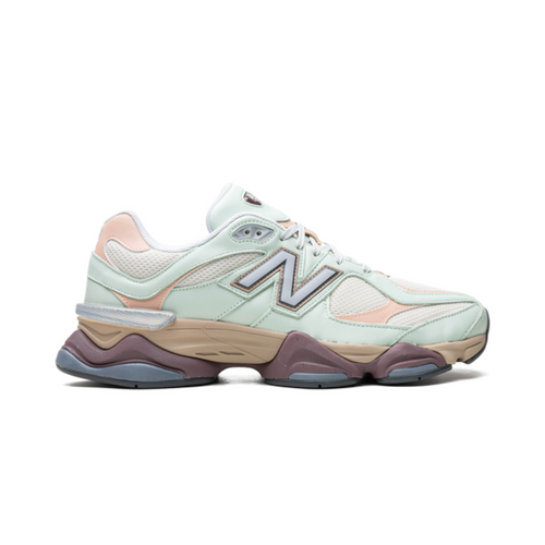 New Balance 9060 Clay Ash Sneakers