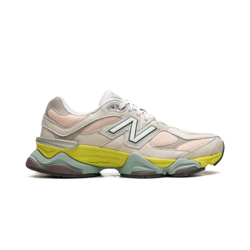 New Balance 9060 Moonbeam Sneakers
