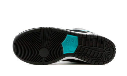 Nike Dunk Low SB Atmos Elephant Sneakers