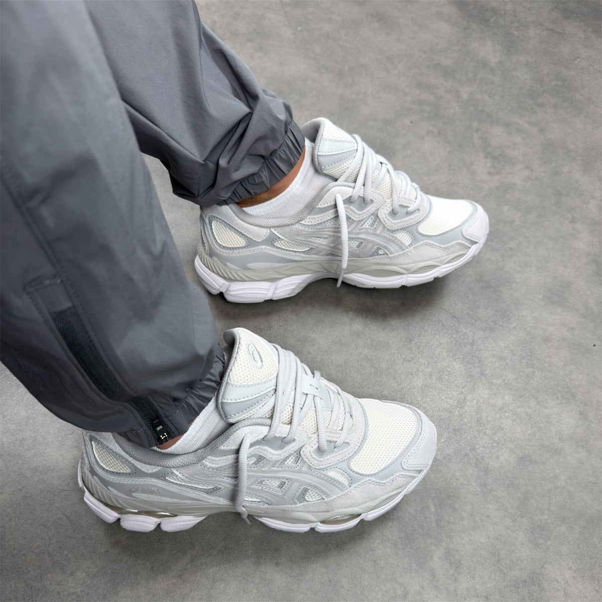 ASICS Gel NYC Cream Cloud Grey Sneakers