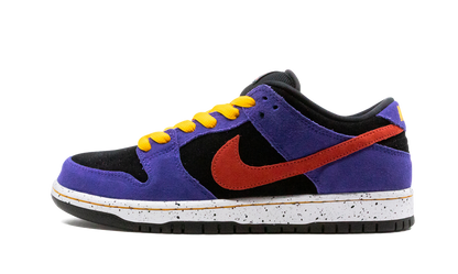 Nike Dunk Low SB ACG Terra Sneakers