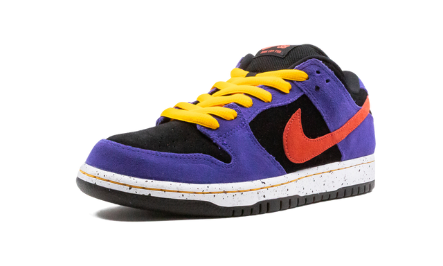 Nike Dunk Low SB ACG Terra Sneakers