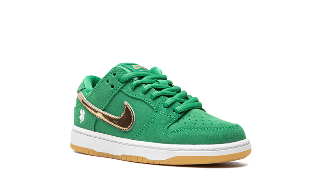 Nike Dunk Low St Patrick’s Day Sneakers