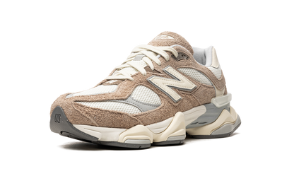 New Balance 9060 Pink Driftwood Stone Sea Salt Sneakers