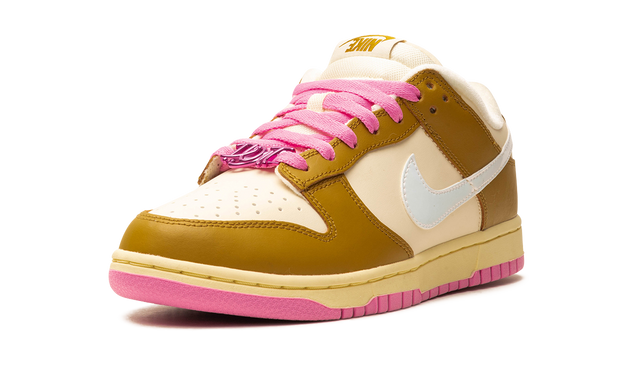 Nike Dunk Pink Bronzine Sneakers