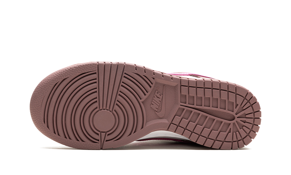 Nike Dunk Low Smokey Mauve Sneakers
