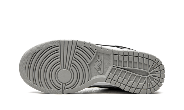 Nike Dunk Low Golden Gals Sneakers