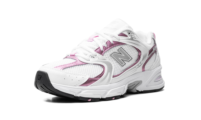 New Balance 530 White / Pink Sneakers