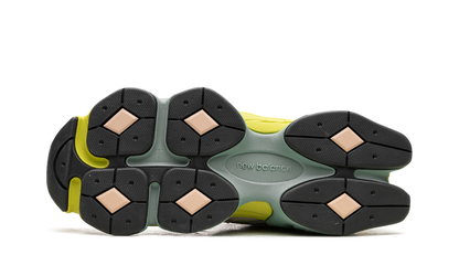 New Balance 9060 Moonbeam Sneakers