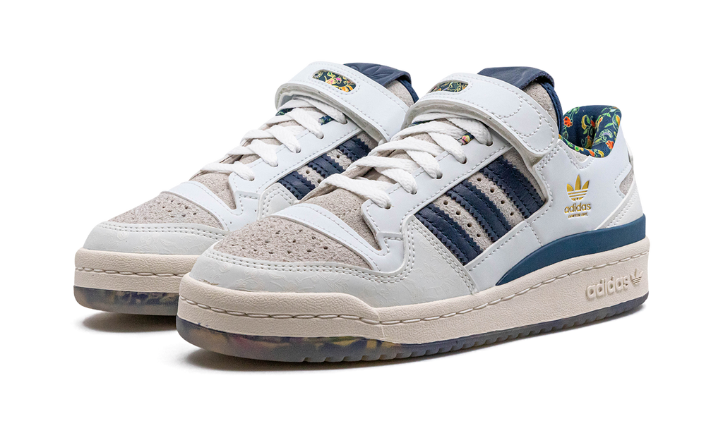 Adidas Forum 84 Low Singapore Sneakers