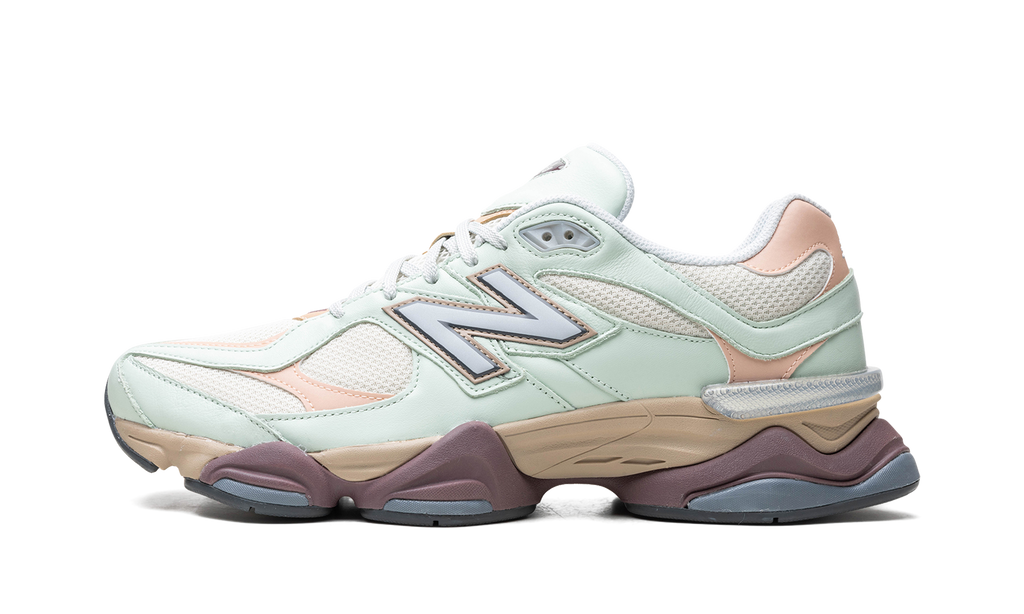 New Balance 9060 Clay Ash Sneakers
