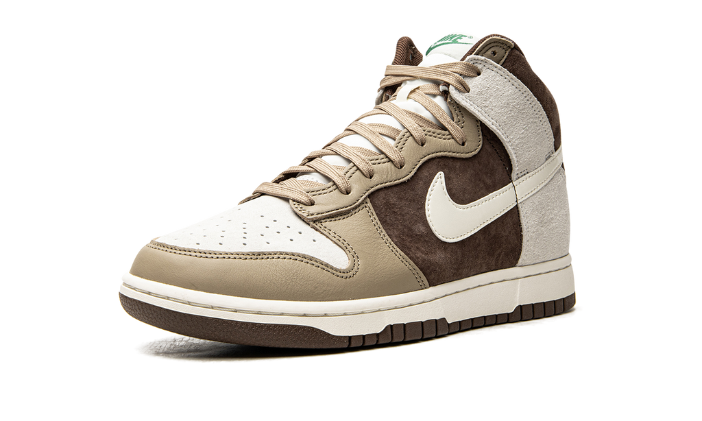 Nike Dunk High Light Chocolate Sneakers