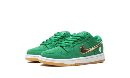 Nike Dunk Low St Patrick’s Day Sneakers
