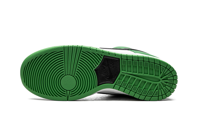 Nike Dunk Low Green SB Classic Sneakers