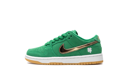 Nike Dunk Low St Patrick’s Day Sneakers