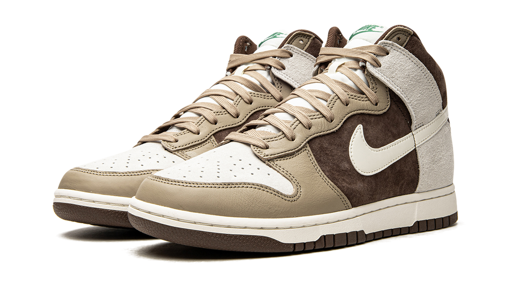 Nike Dunk High Light Chocolate Sneakers