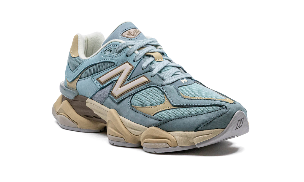 New Balance 9060 Blue Hazer Sneakers