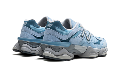 New Balance 9060 Blue Chrome Sneakers