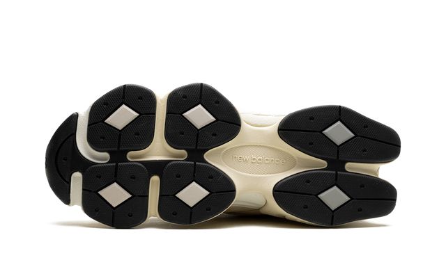 New Balance 9060 Calcium Sneakers