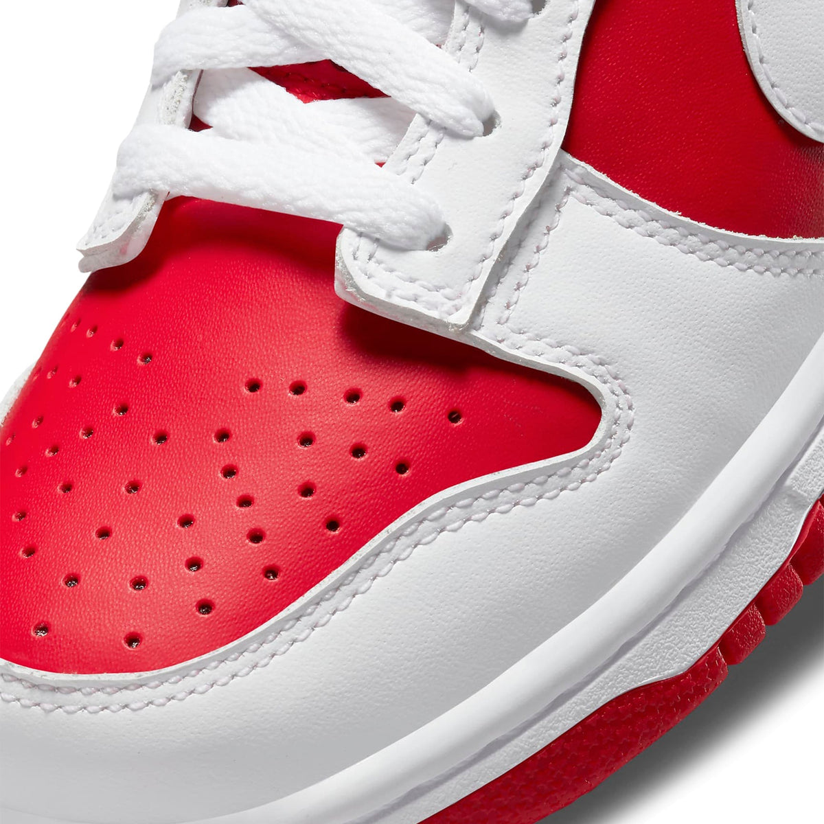 Nike Dunk Low Red Championship (2021) (GS) Sneakers