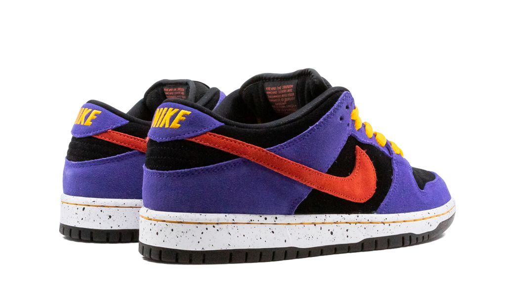 Nike Dunk Low SB ACG Terra Sneakers