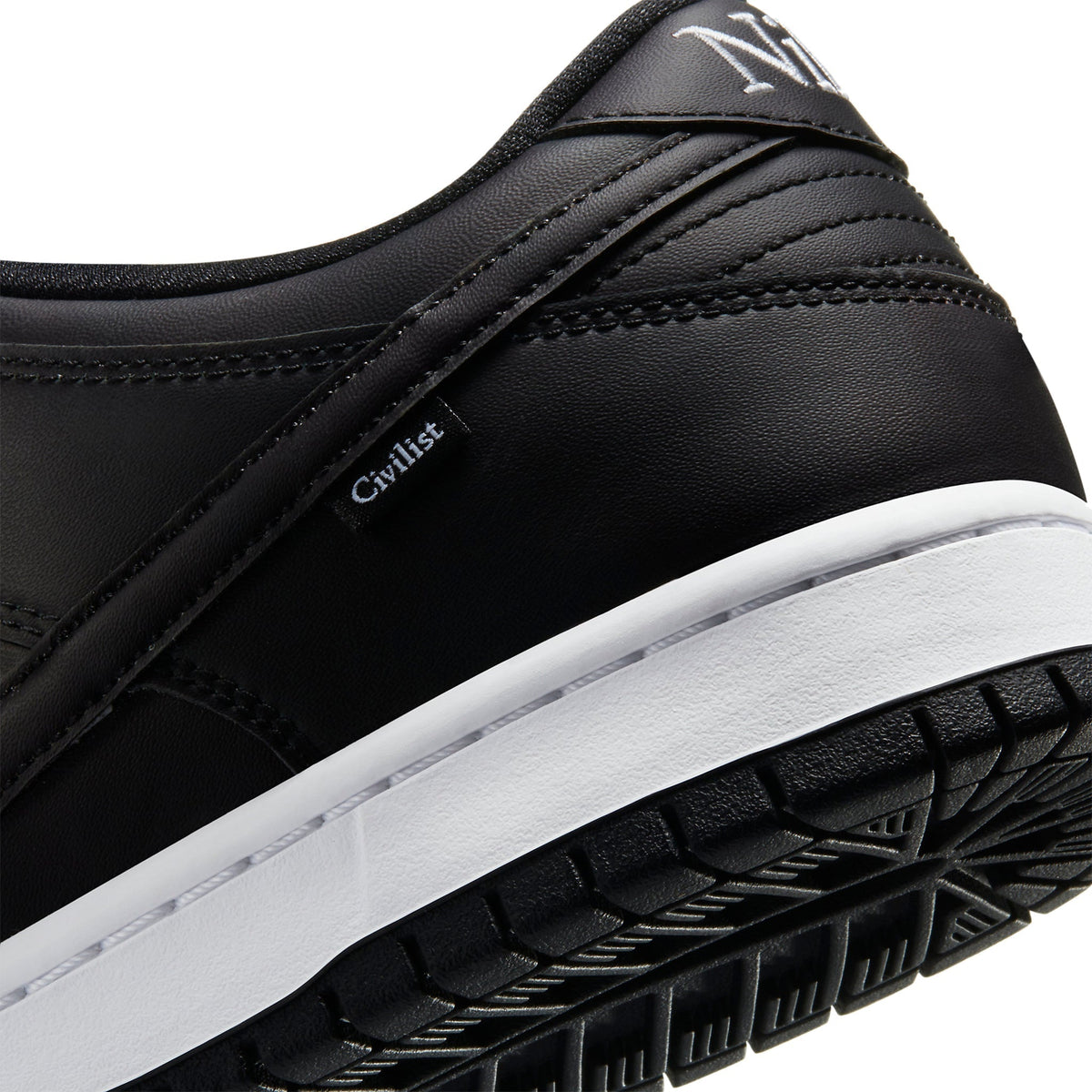 Nike Dunk Low SB Civilist Sneakers