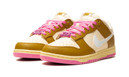 Nike Dunk Pink Bronzine Sneakers