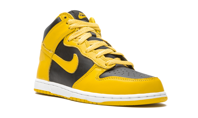 Nike Dunk High Varsity Maize Sneakers