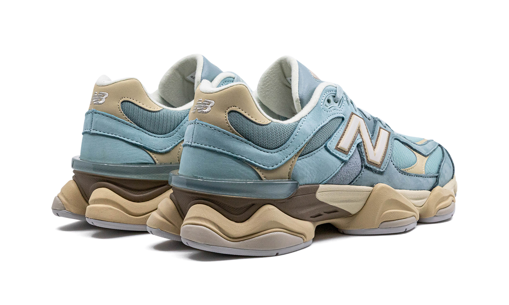 New Balance 9060 Blue Hazer Sneakers
