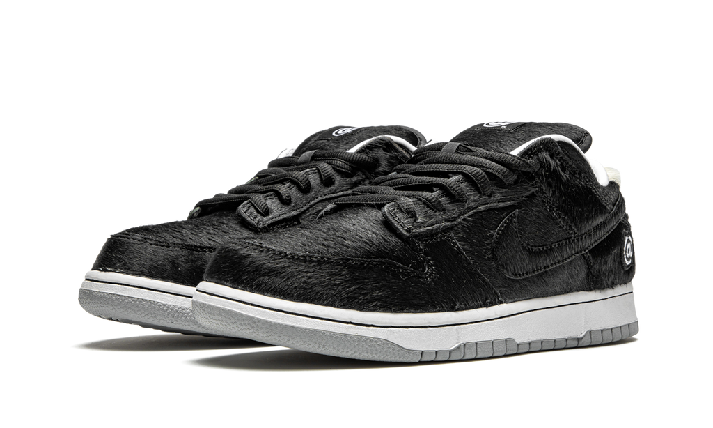 Nike Dunk Low SB "Medicom Toy - BE@RBRICK" Sneakers
