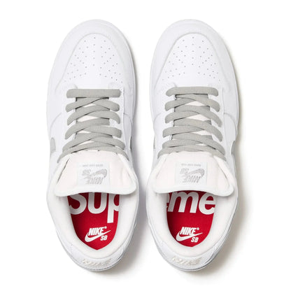 Nike Dunk Low White Supreme x SB Sneakers