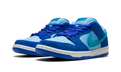 Nike Dunk Low Blue SB Raspberry Sneakers